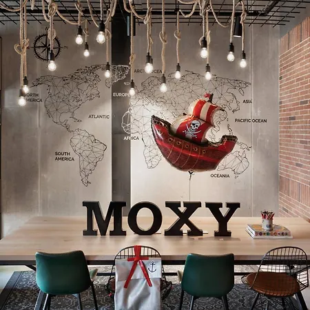 Moxy Hotel Brême