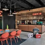 Moxy 3* Бремен