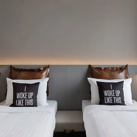 فندق Moxy 3*