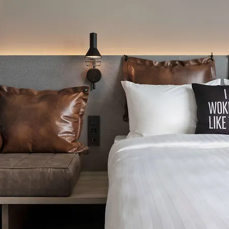 Moxy Hotel