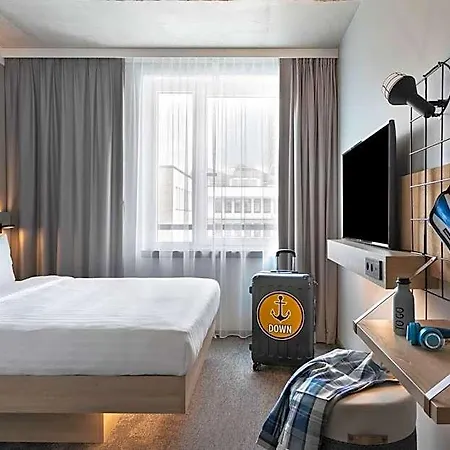 Moxy Hotel