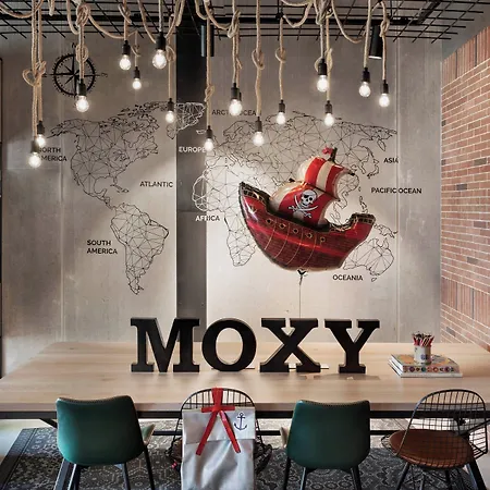 Moxy