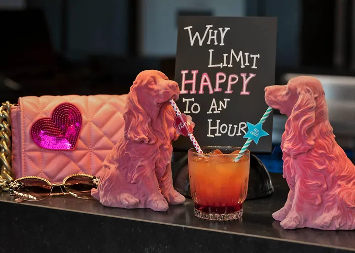 Moxy Ξενοδοχείο